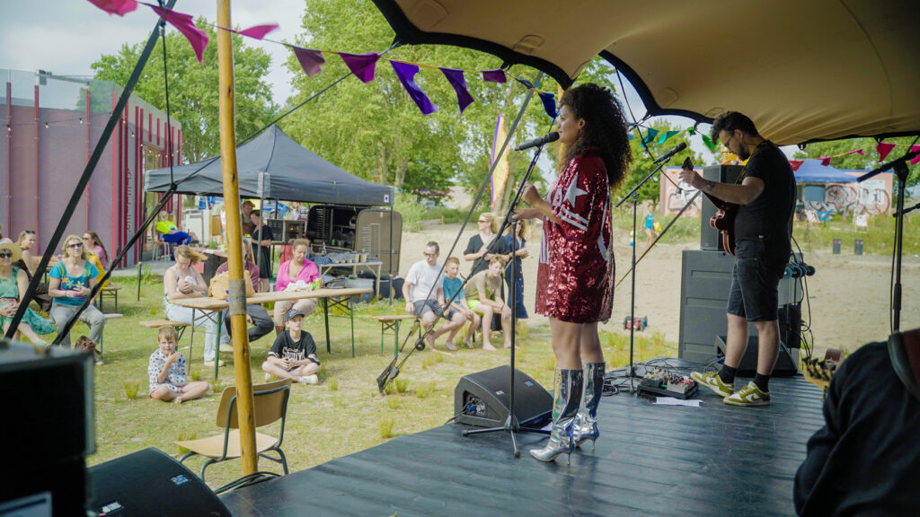 Strandfestival Almere Speelt